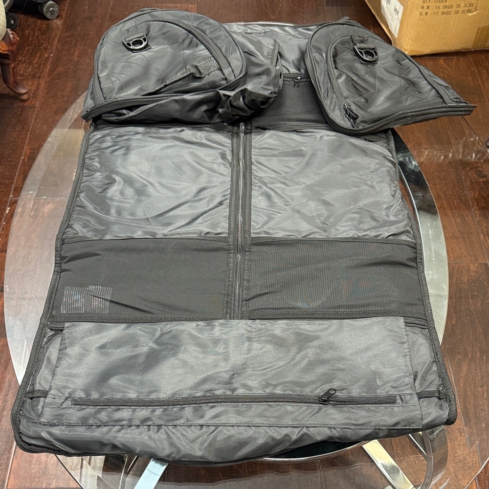 Stylish Black Duffel Bag for Men